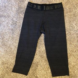 PINK Ultimate Capri Size M